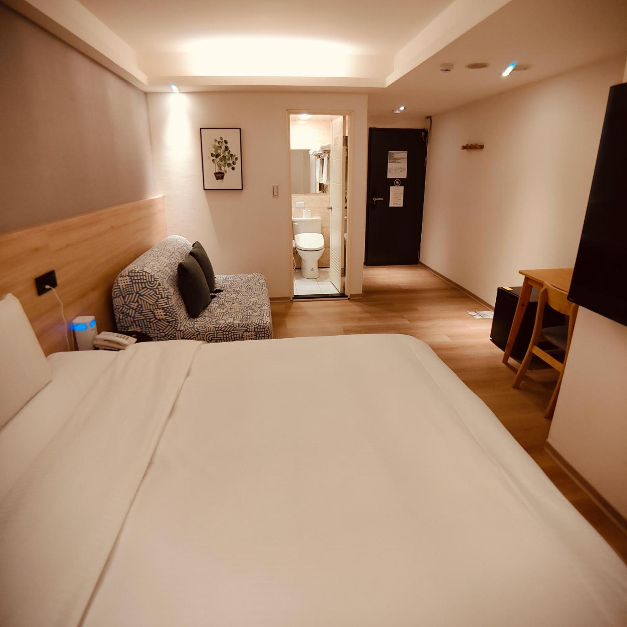 Fooyee Hotel - يونغهة المظهر الخارجي الصورة